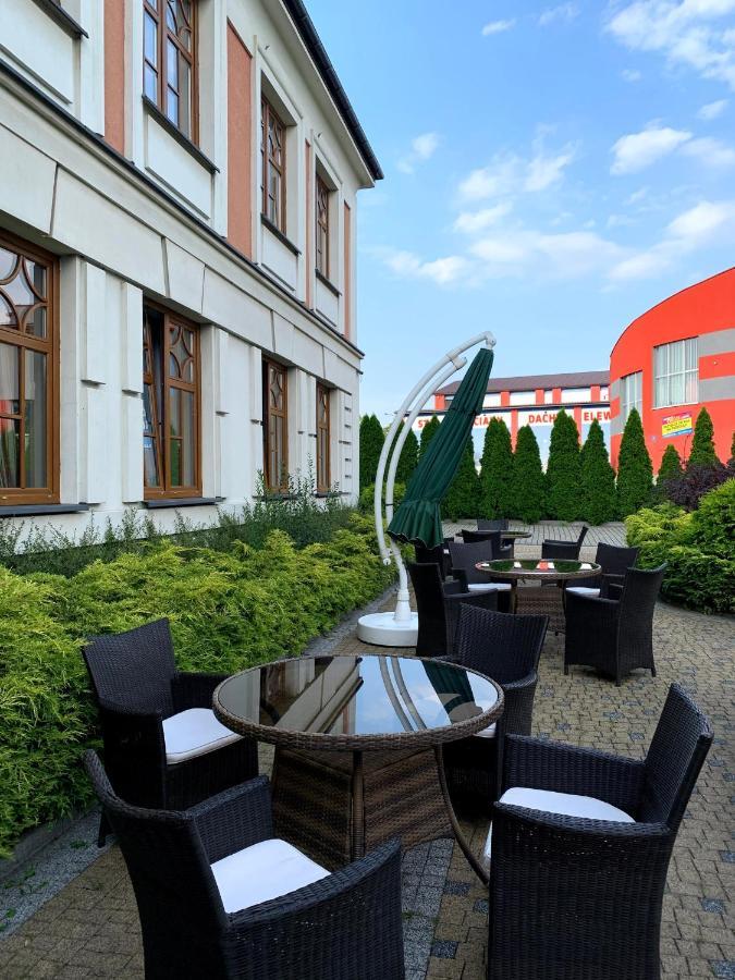 Rezydencja Pod Zegarem Trzebinia  Exterior photo