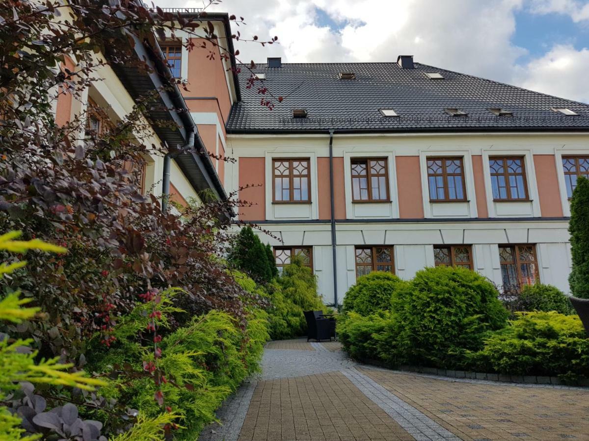 Rezydencja Pod Zegarem Trzebinia  Exterior photo